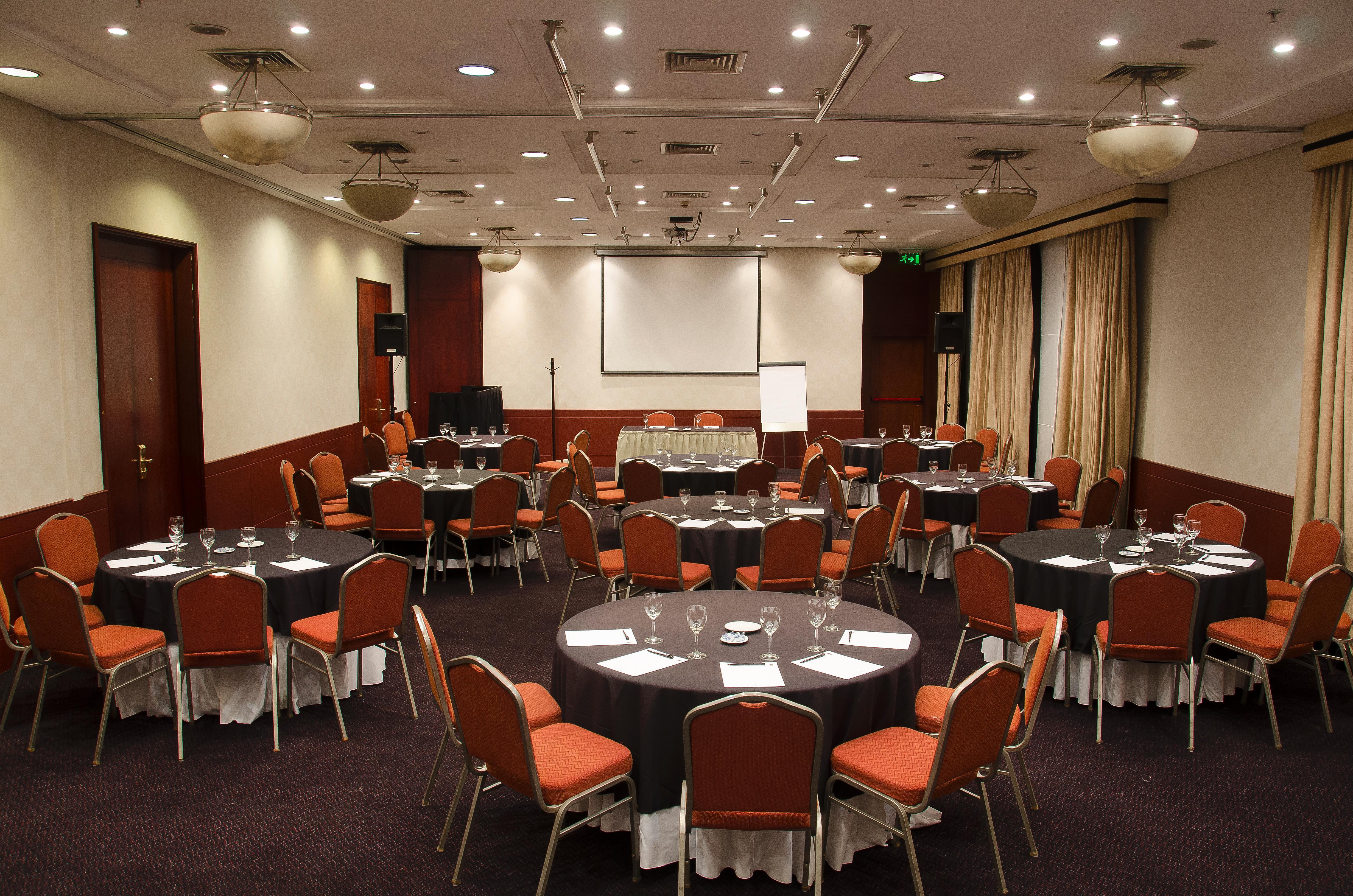 מלון בואנוס איירס Regal Pacific Puerto Madero מראה חיצוני תמונה The conference room