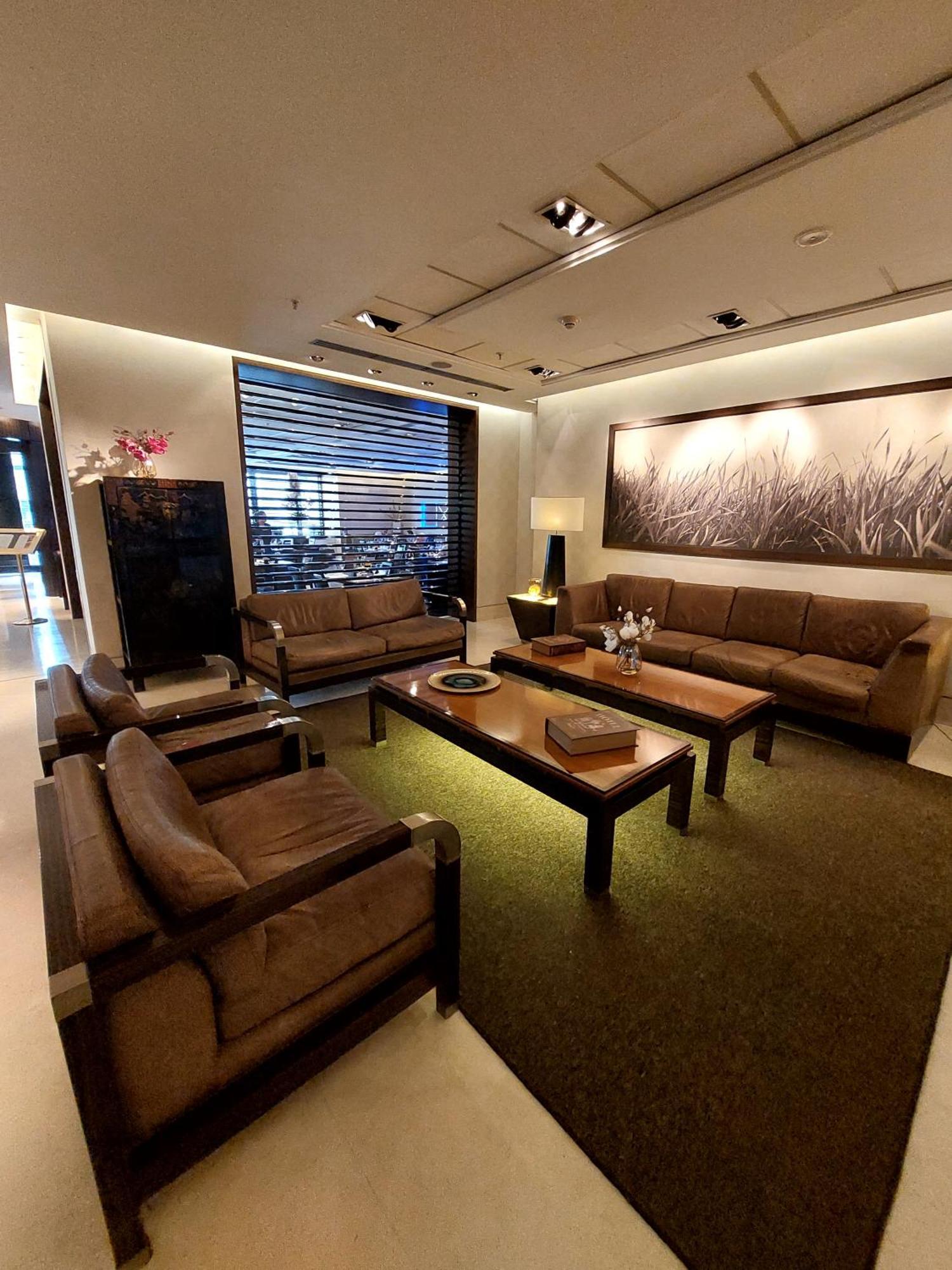 מלון בואנוס איירס Regal Pacific Puerto Madero מראה חיצוני תמונה The lounge at the airport