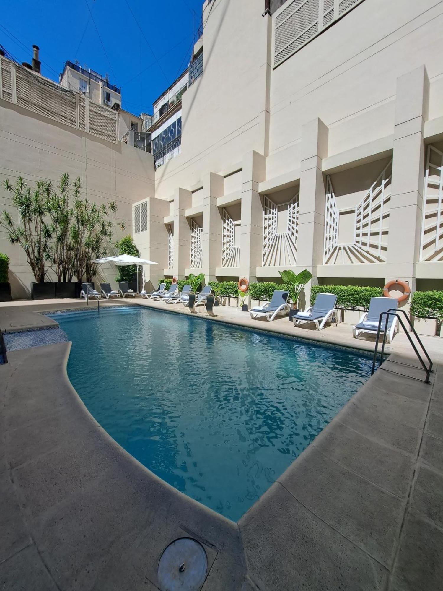 מלון בואנוס איירס Regal Pacific Puerto Madero מראה חיצוני תמונה The pool at the hotel