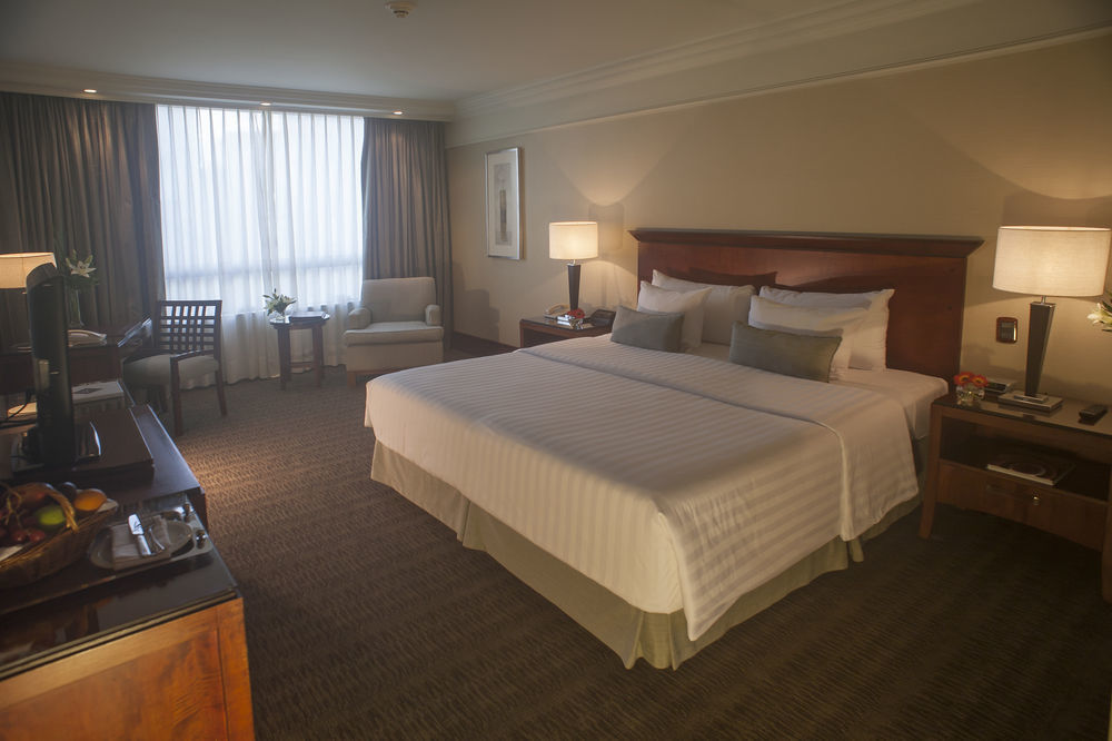 מלון בואנוס איירס Regal Pacific Puerto Madero מראה חיצוני תמונה A room at the hotel