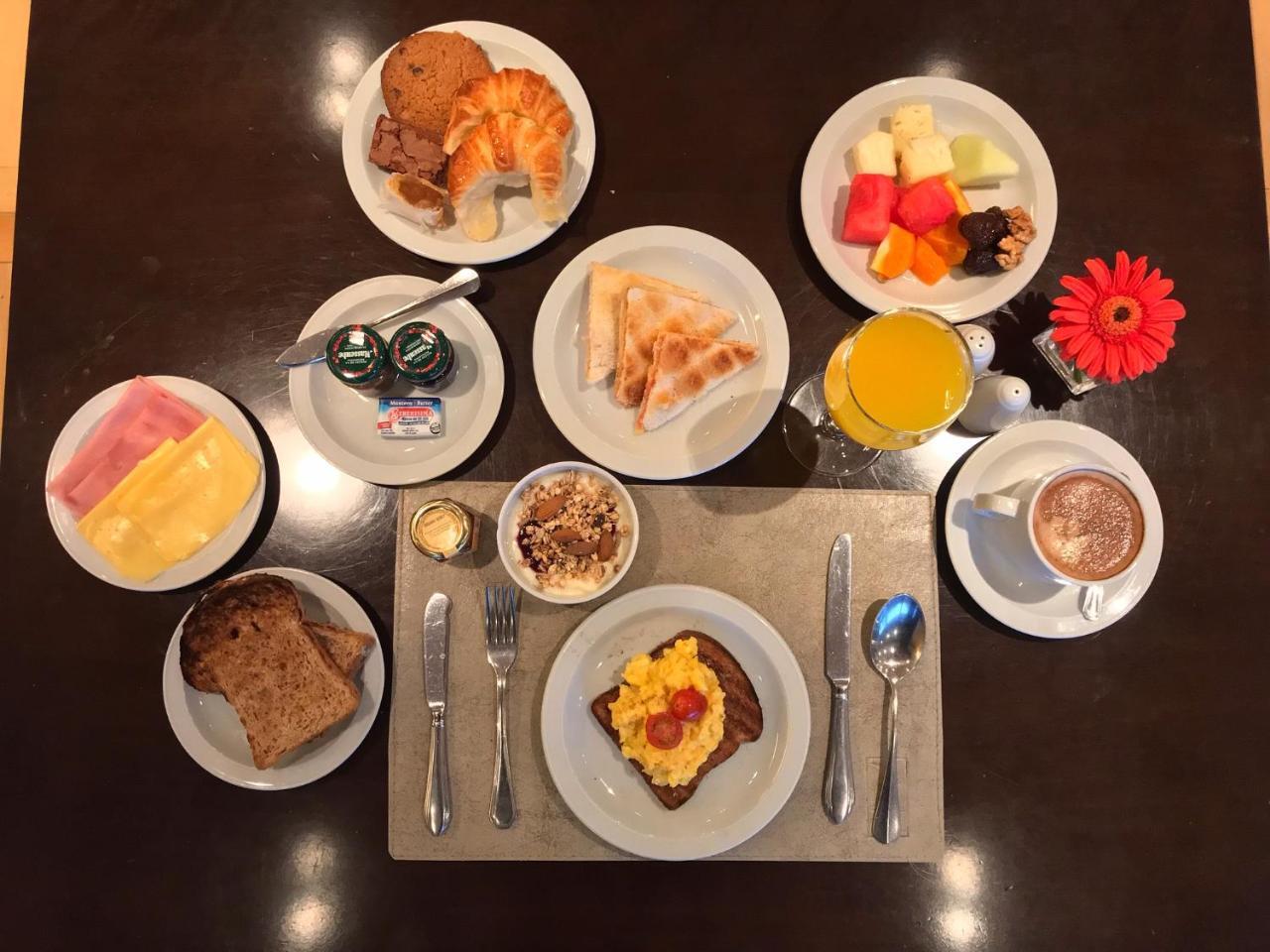 מלון בואנוס איירס Regal Pacific Puerto Madero מראה חיצוני תמונה A typical breakfast at a hotel