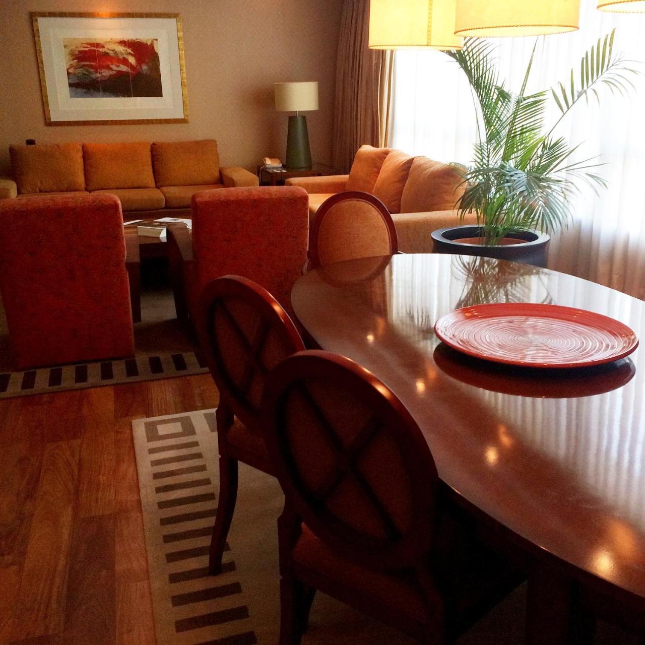 מלון בואנוס איירס Regal Pacific Puerto Madero מראה חיצוני תמונה A dining room